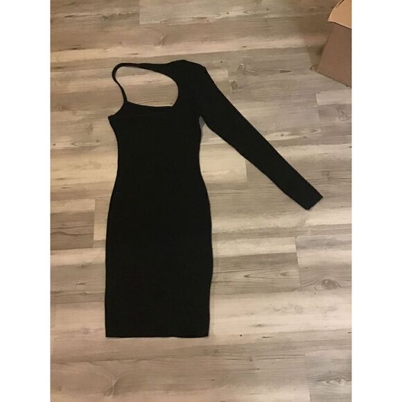 NEW~Pretty Black Ribbed Knit One Shoulder Long Sleeve Bodycon Mini Dress Sz L - Picture 1 of 3